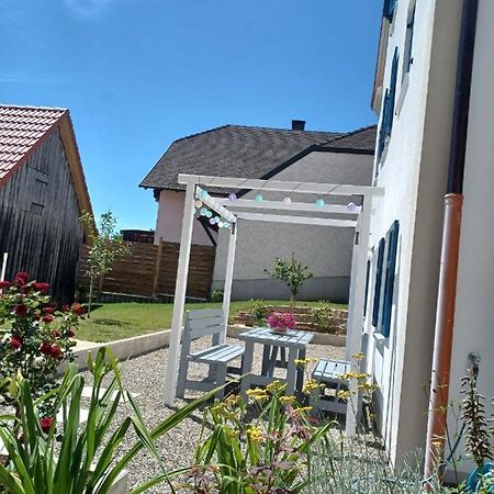 Im Stueble Apartment Koetz Exterior foto